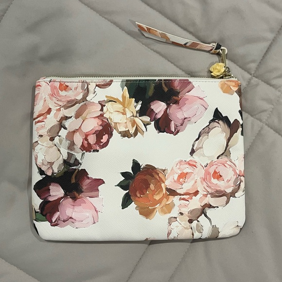 Floral hand held purse - Picture 4 of 5